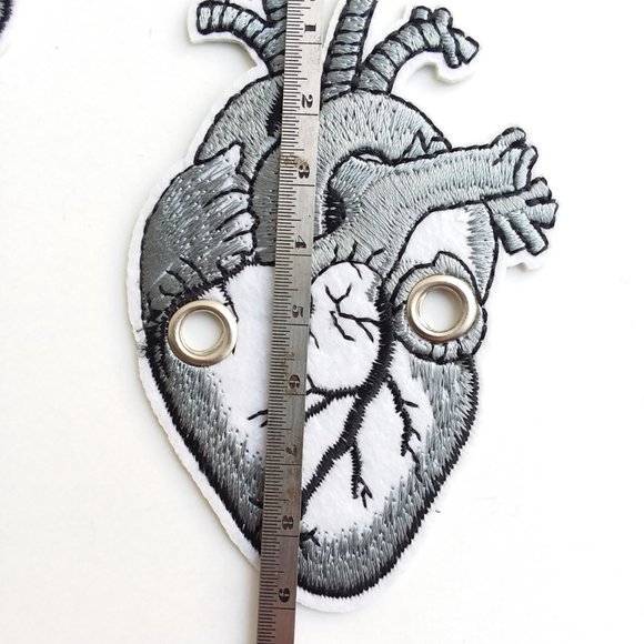 Gothic shoe charm heart roller skates shoelace lock patch charm - Picture 5 of 9